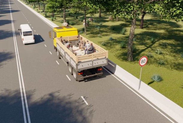 Qaysi transport vositasining haydovchisiga belgida ko'rsatilgan tezlik bilan harakatlanishga ruxsat berilgan? — YHQ savoli uchun rasm